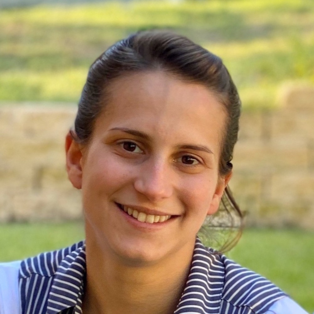 Meet your Posher, Hadassah